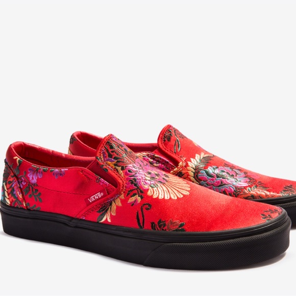 Vans classic festival slip on red satin Chinese new year women sz 5 1/2 men’s 4 - Picture 11 of 13